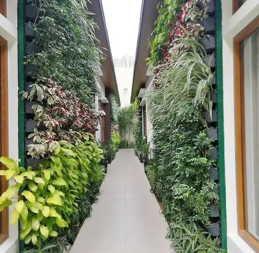 Adria Residences - Emerald Garden - 2 Bedroom Unit For 4 Person Villa *
