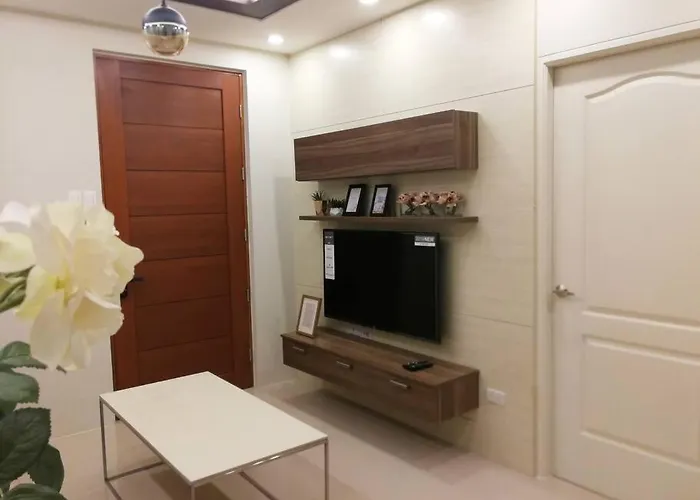 Adria Residences - Emerald Garden - 2 Bedroom Unit For 4 Person *