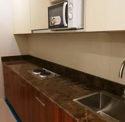 Villa Adria Residences - Emerald Garden - 2 Bedroom Unit For 4 Person Manila
