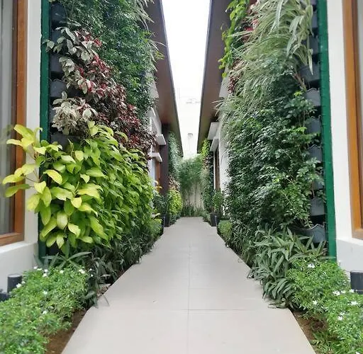 Adria Residences - Emerald Garden - 2 Bedroom Unit For 4 Person